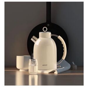 Ascot Cream Electric Kettle - Retro Style